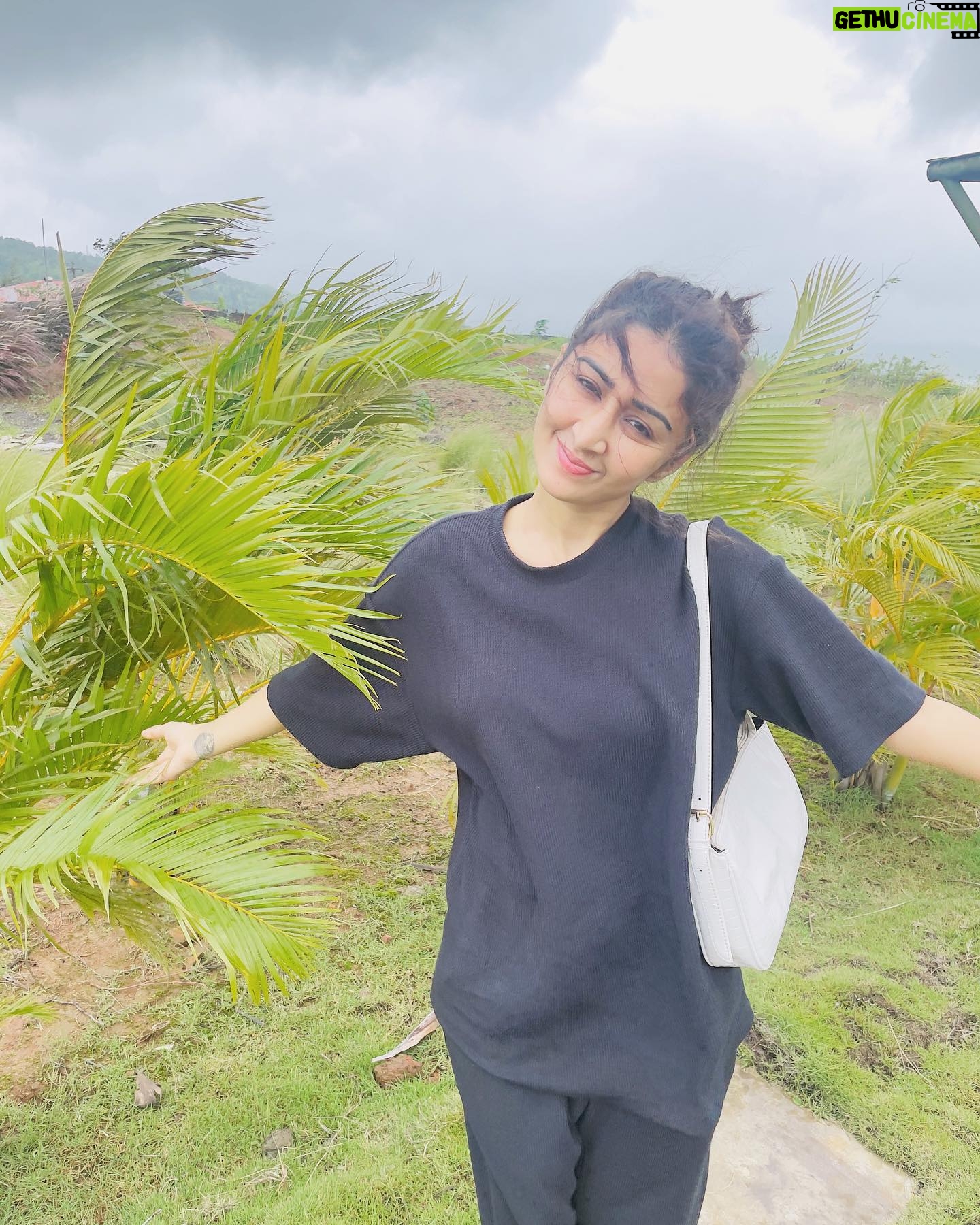 Farnaz Shetty Instagram - "Counting my blessings every day π" . . . . . . . . . . . . . . . . . #blessed #candid #captured #loved #happy #friends #happyme #happyplace #rejuvenation #instagood #instagram #instadaily