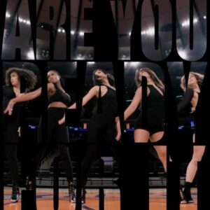 Fatima Robinson Instagram - We About To Have Some Funnnnnnnnn🏀
@knickscitydancers