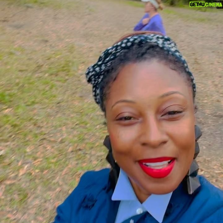 Fatima Robinson - 4.2K Likes - Some Sisterly Love this morning from me and my sister @nefabulous playing Slide on set with each other 💜 To the wonderful. @fantasia singing Sista 💜 To me and Tia on the first day of set….. @iamtiarivera your laughter on each video brings me so much Joy 💜