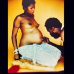 Fatima Robinson Instagram - 23 years ago these photos were taken with my Baby Daddy @saulwilliams Love You💛Never could I have imagined the amount of love I would experience becoming a mother. It’s the greatest gift I’ve ever been given. It’s tough, it teaches you patience amongst the many lessons, it’s intense at times, rewarding at times, unrewarding a lot of times…constantly keeping you on your toes adjusting to all the sharp left turns being thrown at you. It’s my best work of art and I wouldn’t be the person I am without this special human being @xulywilliams in my life. So Happy Mothers Day to all the Powerful Woman out there holding it down 🧘🏾‍♂️Raising young men and woman to be kind, and loving, and to respect their elders and honor their ancestors👊🏾🌹