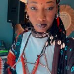 Fatoumata Diawara Instagram - What a pleasure to work with you every time! Brother and sister forever 🙏🏾🙏🏾🙏🏾❤️❤️! I love you 🙏🏾 @damonalbarnunofficial ❤️❤️❤️❤️!