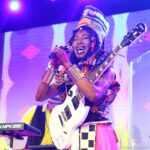 Fatoumata Diawara Instagram - Merci pour votre incroyable énergie Somerville !! Une soirée inoubliable au @crystalballroomsomerville ! Ce soir, nous arrivons à San Francisco, êtes-vous prêts ? Lovee 🙏🏿❤️🙏🏿❤️