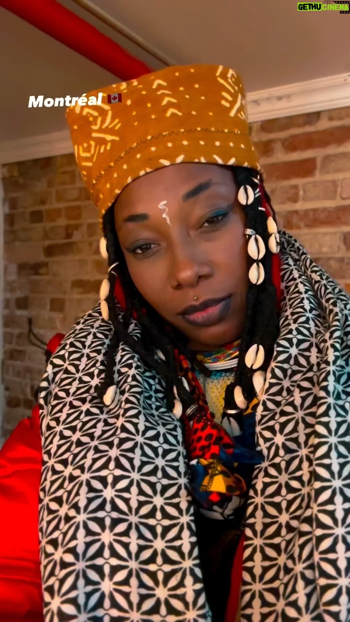 Fatoumata Diawara Instagram - Merci Montréal Canada 🇨🇦 pour cet amour!! Nous avons passé un moment inoubliable 🙏🏾❤️. À ce soir San Francisco 🙏🏾❤️✊🏾! Hâte de vous retrouver 🙏🏾❤️🔥💧!