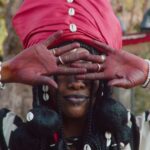 Fatoumata Diawara Instagram - Thank you for the love and support on my new videoclip Blues feat @robertofonsecamusic ✨🙏🏿 thank you for the team behind this dream 🇲🇱 watch now on YouTube