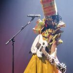 Fatoumata Diawara Instagram - Un excellent Dimanche à toutes et à tous. Quelques images de notre concert à #olympia de Paris. Merci infiniment à tous pour ce moment magique passé ensemble! Loveeeee ❤️❤️❤️❤️🙏🏾! Crédit : #SiânPottok design: #_nour_salam