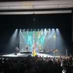 Fatoumata Diawara Instagram - @fatoumata_diawara__ made the audience dance on stage tonight! thank you for this beautiful evening. lot’s of love 💙✨