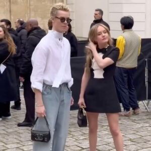 Felicia Truedsson Instagram - thank you for having us @maisonvalentino #ValentinoLeNoir 🖤 and thank you PARIS, so much love xxx SEE U SOON i hope
