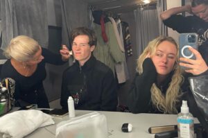 Felicia Truedsson Instagram - idk how to even grasp the response on this film or the dm’s i get (i promise i try to read them all) from people touched by the story and its characters. still can’t believe i get to do this for work…… thanks a million to all of you who’ve been watching A part of you 🤍