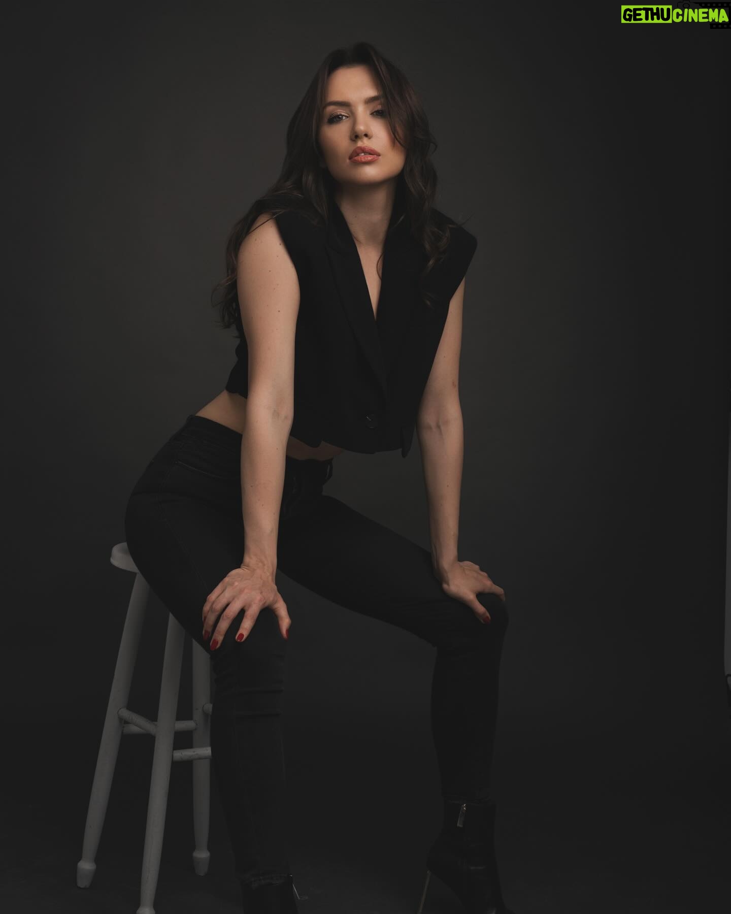 Felicia Sağnak Instagram - @emremollaoglu 📸