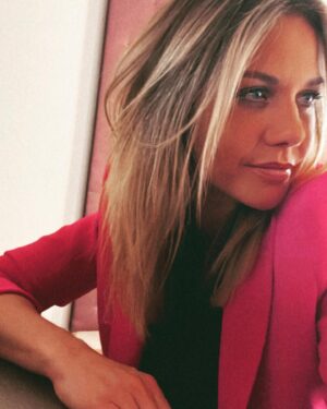 Felicitas Woll Instagram - Munich calling 💗 Premiere Herzogpark