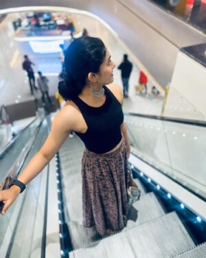 Femina George Instagram - City that holds my heart ❤️✨

Ps : i haven’t learned to use chopsticks yet !

#bangalore #feminageorge #happy #fun