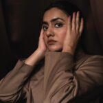 Femina George Instagram - Styling @styyledbyjoe @joe_elize_joy Photography @pournami_mukesh_photography MUAH @makeupartistry_kottayam.cochin Location @the_metaversestudios Styling Assistance @_vespine_16 Outfit @trinetr_design_studio Jewellery @kaya_online_ Shoot Cordinator @jubin_vincent Special thanks to @akashantony @rajendraprasad_byhand #feminageorge #photooftheday #photoshoot