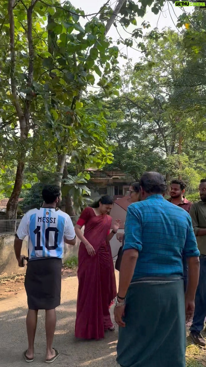 Femina George - 148.7K Likes - BTS when Benny played a prank on Ponnila. 🤣
PS : That is “Kattuulli”
Watch Theepori Benny in your nearby theatres.
Shot by : @sanif_uc_gram @sanif_uc_fotografia
#feminageorge #arjunashokan #bts #theeporibenny