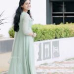 Femina George Instagram - Theeppori Benny Promotions 💚 👗 : @paris_de_boutique 📸 : @anandslal #moviepromotion #theepporibenny #feminageorge #femina