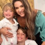 Fernanda Machado Instagram – Agradecendo a onda de amor que recebi nesse aniversário. 🙌🏻🙌🏻🙌🏻

Foi lindo, com muita reflexão, natureza, e chamegos com meus meninos, que apagaram todas as minhas velinhas! 😂🤣

Obrigada do fundo do meu coração, a todos que fizeram meu dia tão especial, família e amigos que comemoraram comigo de pertinho, e à distância. E muito obrigada a todos que me mandaram mensagens carinhosas por aqui. 

Sou muito grata por ter todos vocês na minha vida! ♥️💕💞

#gratidão #blessed #niversuperespecial #sweetbirthday #muitoobrigada #omaioramordomundo #muitoamorpravocêtambém 
#ondadeamor #lovewave