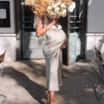 Fernanda Romero Instagram - Just another Bump Day… 💐 ⁣ .⁣ .⁣ .⁣ .⁣ .⁣ #babyboy #babybump #bump #bumpdate #bumpfashion #bumppic #bumpstyle #expecting #skin1004 #maternitydress #maternityfashion #maternitysession #maternitystyle #momlife #motherhood #pregnancyfashion #pregnancyjourney #pregnancylife #pregnancyphotos #pregnancystyle #pregnant #ingilizshoes #pregnantmama #pregnantshoot #pregnantstyle #pregnantwoman #thirdtrimester