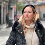 Fernanda Serrano Instagram – Encontradas no meu telemóvel… estas fotografias! Quando comecei a decidir que viajar sozinha também é uma muito boa solução! Quando não estamos bem connosco, não vamos conseguir estar bem com mais ninguém! Essa é a mais pura das verdades! ❤️ Nós somos a nossa melhor companhia! Quem concorda comigo? #selflove #girl #lovemyself