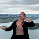 Fernanda Serrano Instagram - Só vos posso dizer que estou num dos sítios mais lindos e perfeitos que conheci até hoje!