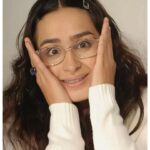 Fernanda Urrejola Instagram - Sofia… uno de los personajes en teleseries que más disfruté. Y según mis amigas el que más se parece a mí jajajaja. Mi Clown, mi esencia nerd 💖 ¿Se acuerdan en qué teleserie interpreté este personaje? 😉