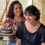 Fernanda Urrejola Instagram - Estas risas son el resumen perfecto de la celebración de mi cumpleaños ❤️💖🙌🏽 GRACIAS GRACIAS GRACIAS A tod@s l@s que me saludaron, l@s que estuvieron presente y tod@s l@s que son parte de mi vida y me enseñan a crecer todos los días ❤️ 📸 @la_leovarela