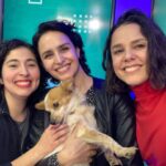 Fernanda Urrejola Instagram - Estamos felices de compartir con tod@s La Vaca que Cantó una Canción hacia el Futuro ❤️ No se pierdan esta tremenda película independiente 🇨🇱 Disfruten del viaje ❤️ Panorama ideal para este fin de semana! Disponible en los mejores cines del país 😉 @lavacamovie @franciscalegria 😊