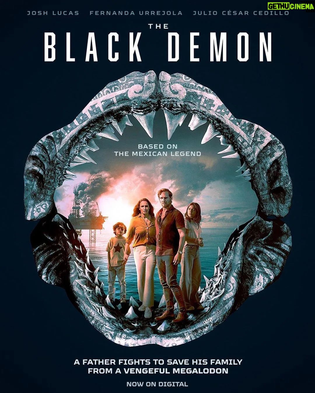 Fernanda Urrejola Instagram - Les comparto poster de @blackdemonmovie 🎬 !!! En esta nueva peli soy Inés, una mamá que está dispuesta a todo cuando se trata salvar a su familia 💪 Pueden ver la película en @primevideo #TheBlackDemon 🎥 Besos! 💖💖💖