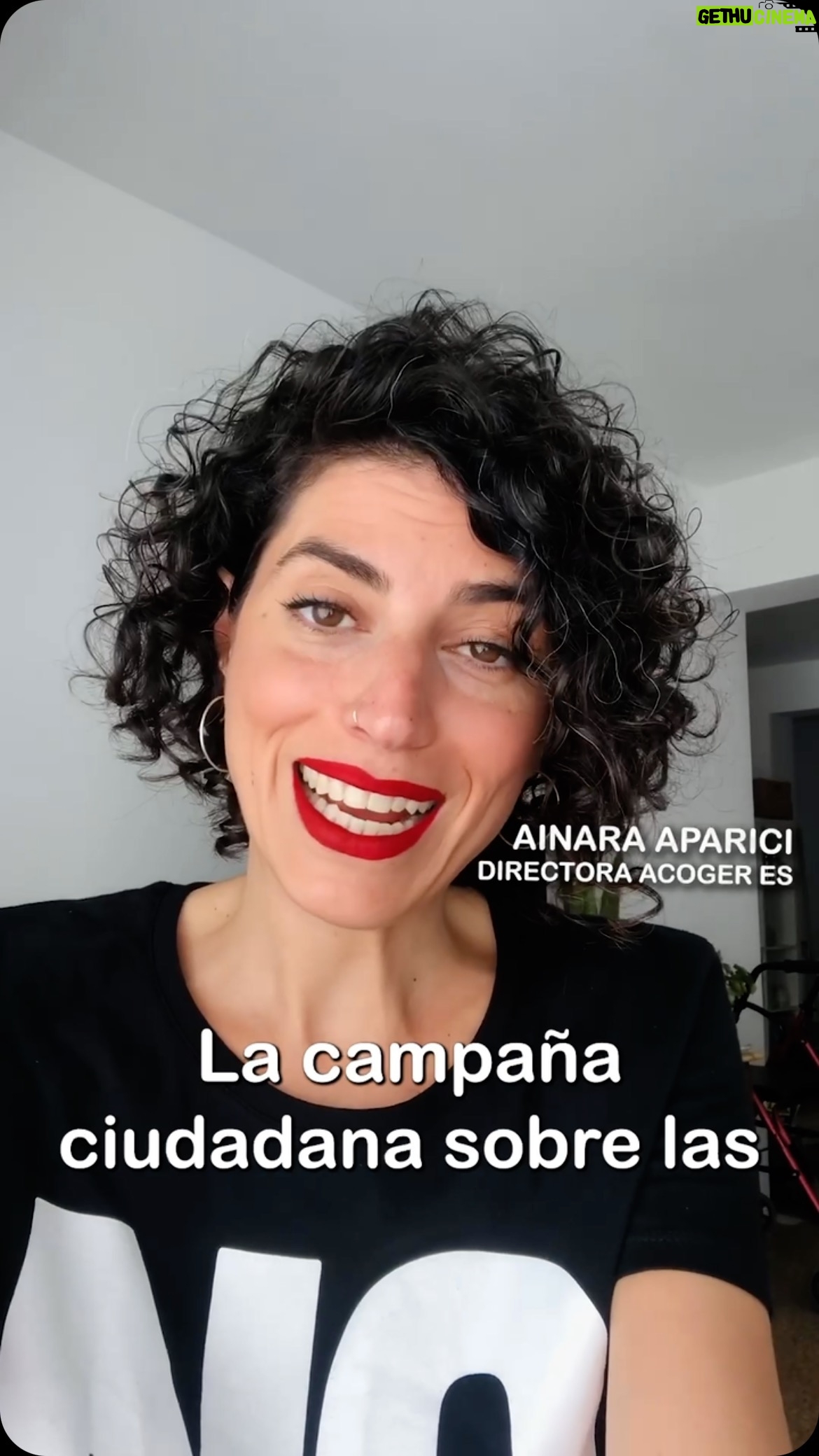 Fernanda Urrejola Instagram - Cerramos un ciclo en @acogeres, la campaña ciudadana sobre las Familias de Acogida que ha logrado informar y sensibilizar a miles de personas. Un largo recorrido de varios años de trabajo en la ideación, creación y puesta en marcha de las 2 olas de la campaña pero que nació mucho antes en el 2016, cuando se comenzó a grabar el documental de #130Hermanos y que ha logrado grandes avances que queremos compartir con ustedes 😊🙌🏻🧡 Gracias al compromiso, apoyo y amor de nuestro equipo junto al de l@s voluntari@s, donantes, embajador@s, medios de comunicación, seguidor@s y amig@s hemos logrado promover la Cultura del Acogimiento en Chile. Hoy la campaña “Acoger es” dice “hasta luego” esperando poder volver pronto 🧡🙌🏻🧡 Les invitamos a seguir compartiendo todos nuestros contenidos y visitar nuestra web www.acogeres.cl para más información. Porque tod@s l@s niñ@s y adolescentes tienen el derecho de vivir en familia y eso, en gran parte, depende de nosotr@s. ¡Junt@s podemos hacerlo realidad! 🧡🙌🏻🧡 #AcogerEs #FamiliasDeAcogida #Niños #Niñas #DerechoAVivirEnFamilia #DerechosDelNiño #AmorDeFamilia #ProteccionInfantil #Justicia #Chile #Campaña