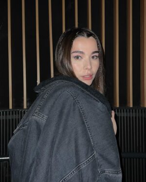 Feyza Sevil Güngör Instagram - add sticker🍟