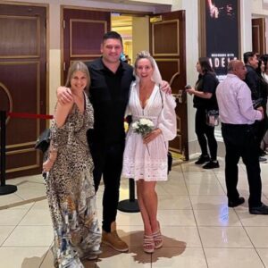 Fifi Box Instagram - Two days in Las Vegas with my incredible radio family, SO much love for this team they are the absolute best!! 🥰 @fififevnick
