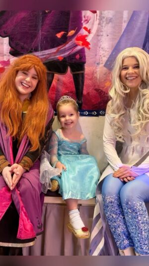 Fifi Box Instagram - After missing her first and second birthday parties because of lockdowns and her third because we were away on holiday, Daisy has FINALLY had her first ever BIRTHDAY PARTY!! 🎉🎉🎉 Frozen themed, Elsa and Anna were amazing Daisy had the best day!!! 🥰🎉 A big Thankyou to Natalie and the team at @fairycoolparties for making it a day she’ll never forget! 🎉🎉❤️🎉🎉