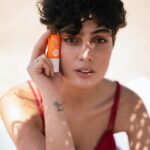 Filipa Nascimento Instagram - Já sabem que a melhor arma contra o envelhecimento é o protetor solar, por isso, não descurem dele!!! Podem encontrar este stick no @pingodoce, que torna a utilização mais fácil! Agora não há mais desculpas para não aplicarem protetor todos os dias e várias vezes ao dia.😎 #pub