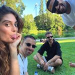 Filipa Nascimento Instagram – 👢, 👬🏽👩🏽🤝👨🏾 e um 🦶🏽