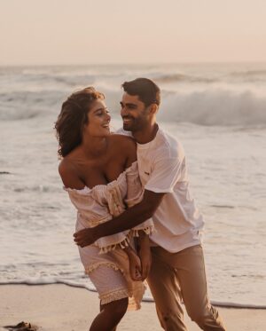 Filipa Nascimento Instagram - Dois anos de casada com o homem mais bonito do planeta que por acaso também é o melhor pai do mundo! 🤍
Há pessoas com sorte 😏