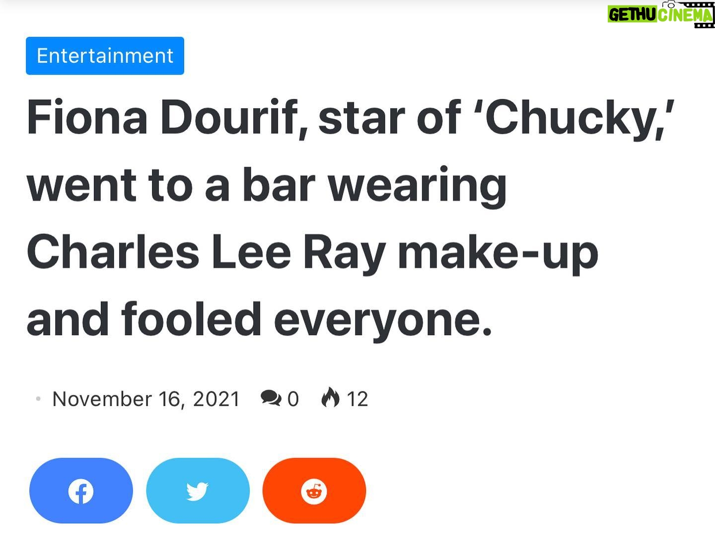 Fiona Dourif - 38K Likes - Grateful I make a vaguely hot serial killer
(Pic taken in said bar)