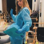 Fiona Gubelmann Instagram - From my first day on set to now my last. The journey has been life changing. I’ve loved every minute of it. Thank you to everyone involved in The Good Doctor for everything 🩷 Photos 1. First day on set 2. First episode script 3. First time in scrubs 4. Audition breakdown 5. Beautiful tree I saw on my walk towards the audition @thegooddoctorabc #thegooddoctor #parnick