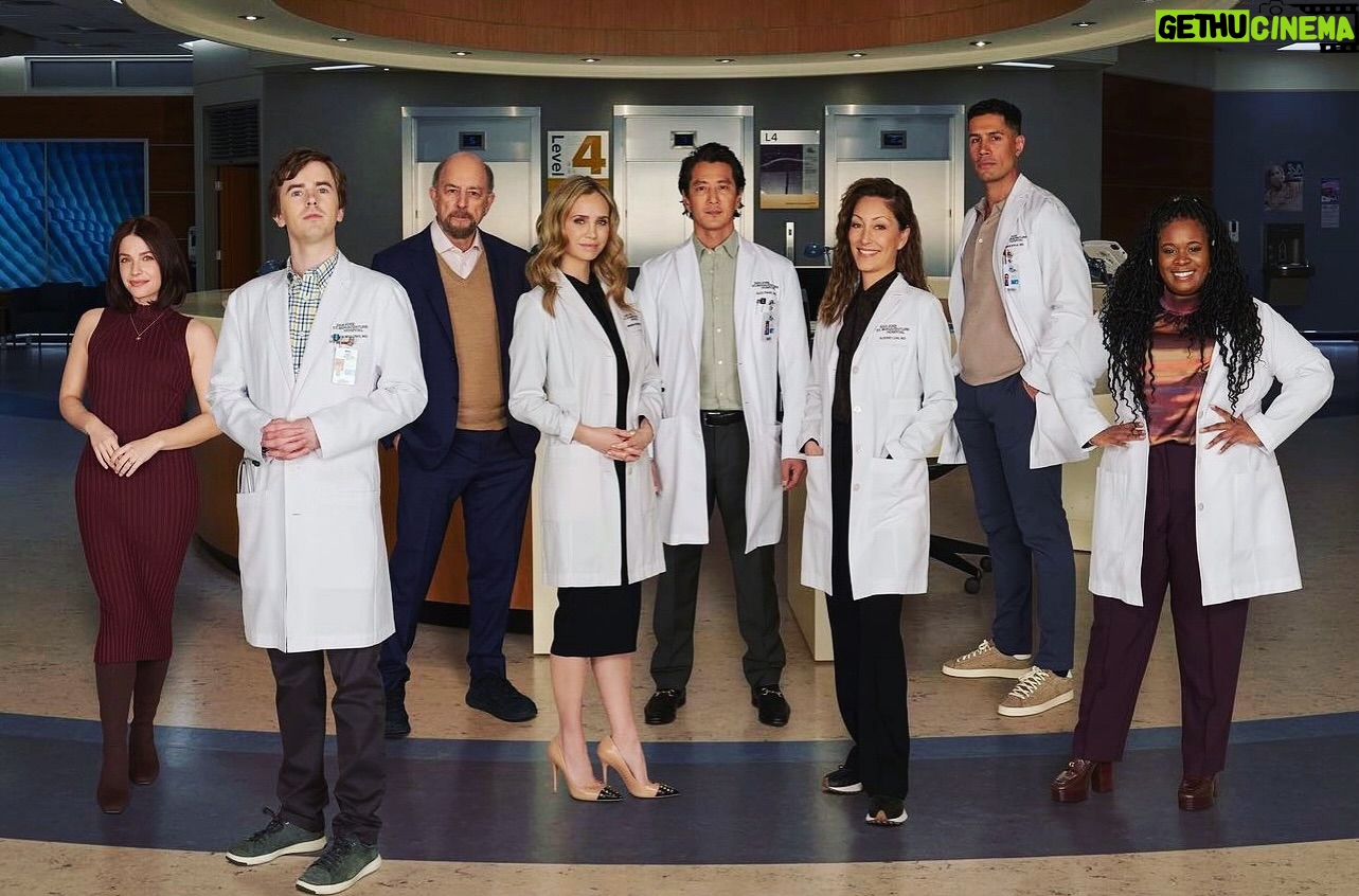 Fiona Gubelmann - 32.4K Likes - I can’t believe we only have 3 days left of filming 😭 I love my good doctor family and feel so grateful for everything 🩷
@thegooddoctorabc #thegooddoctor 📸 @jeffweddell
