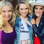 Fiona Gubelmann Instagram – Yesterday was a dream!!! Happy Birthday Leslie 💗 Loved surprising you!!! You’re the most amazing friend and I can’t believe how lucky I am to be loved by you.