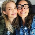 Fiona Gubelmann Instagram - Austin Bound with @thechristinachang_ #austintvfestival #atx #thegooddoctor @thegooddoctorabc amazing earrings by @sarahojewelry