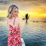 Fiona Gubelmann Instagram – Wanna join me?
🌴💗☀️
@thebestalexweed @fspuntamita #fspuntamita #fionagubelmann #vacation #beach #paradise #heaven