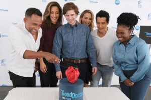 Fiona Gubelmann Instagram - Happy 100 episodes @thegooddoctorabc 
I am honored to be a part of such an amazing show. 

Thank you to our incredible team… #freddiehighmore @abcnetwork @sptv @shorez @danieldaekim @lizfriedman91 @erinrgunn, @sebastian_lee_em @david.y.kim, 
our tremendous writers who craft such beautiful & impactful stories, our brilliant directors, our crew who work tirelessly & passionately and our fantastic cast!!! I love you all!!! You’re an incredible group of friends and family and I cherish you all. 

We are lucky to be here due to the work of so many passionate, talented, creative and hard working people. 

And because of all of our amazing fans ❤️ thank you for your support and love!!!! 

Thanks for the photos @jeffweddell and @gooddoctorlovers