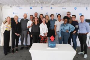 Fiona Gubelmann Instagram - Happy 100 episodes @thegooddoctorabc 
I am honored to be a part of such an amazing show. 

Thank you to our incredible team… #freddiehighmore @abcnetwork @sptv @shorez @danieldaekim @lizfriedman91 @erinrgunn, @sebastian_lee_em @david.y.kim, 
our tremendous writers who craft such beautiful & impactful stories, our brilliant directors, our crew who work tirelessly & passionately and our fantastic cast!!! I love you all!!! You’re an incredible group of friends and family and I cherish you all. 

We are lucky to be here due to the work of so many passionate, talented, creative and hard working people. 

And because of all of our amazing fans ❤️ thank you for your support and love!!!! 

Thanks for the photos @jeffweddell and @gooddoctorlovers