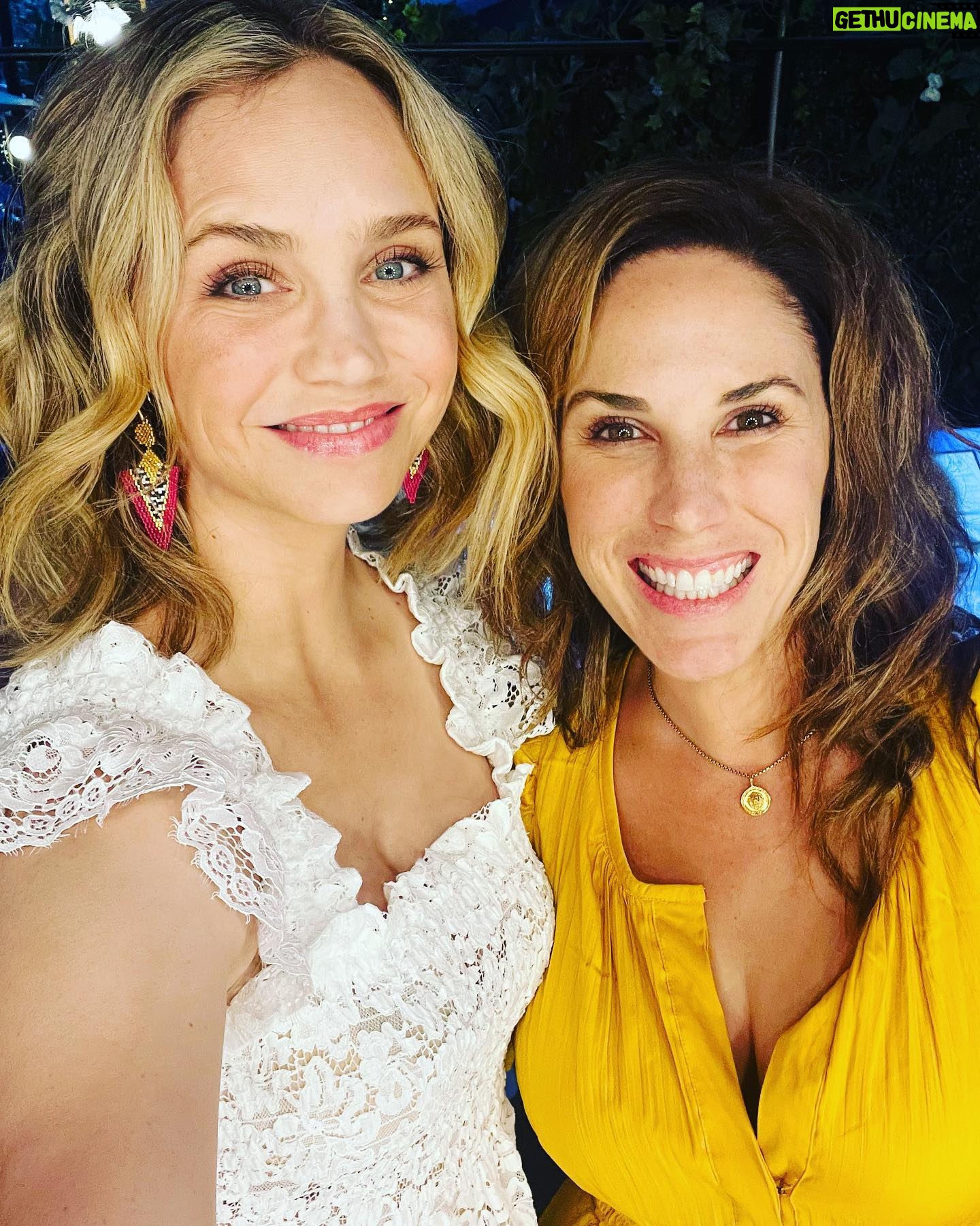 Fiona Gubelmann Instagram - My sister and her family have been up here visiting for the first time since the pandemic and itโs been the best โค๏ธ (Had to include a pic of my favorite dish from one of my fave Vancouver restaurants @glowbalrestaurant ๐๐ผ๐๐ผ๐๐ผ for having so many delicious plant based options โค๏ธ)