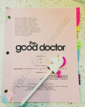 Fiona Gubelmann Instagram - From my first day on set to now my last. The journey has been life changing. I’ve loved every minute of it. Thank you to everyone involved in The Good Doctor for everything 🩷 

Photos
1. First day on set
2. First episode script
3. First time in scrubs
4. Audition breakdown 
5. Beautiful tree I saw on my walk towards the audition 

@thegooddoctorabc #thegooddoctor #parnick