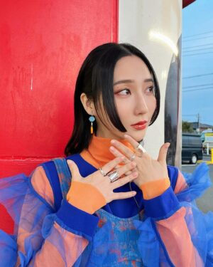 First Summer Uika Instagram - #ウイカ衣装 🌈

🟠🔵1着目
ワンピース @wildlily_daikanyama 

イヤリング @mckenna_cak 

リング @solo_1_029 

🔵🟡2着目
ワンピース　@ha_za_ma 

パンツ @belper_official_ 

イヤリング/ネックレス @mckenna_cak

リング @solo_1_029 

stylist @shingo_tsuno