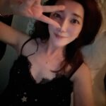 Fish Leong Instagram – ｜
做自己不難 
做自己吧 愛自己也不難 
愛自己吧
🏄‍♀️
#廣角鏡拍攝的效果哦 大家來試試吧