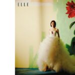 Fish Liew Instagram - 跟廖子妤 @fish331 談婚姻與家庭是一件奇妙的事，有很多答案都有些出人意表， 不是驚天動地那種，而是總會突如其來地出現一些反差， 她傳統、想得透徹、懂得設身處地，同時又有貪玩的一面，重點是 —— 意想不到地浪漫。 整個訪問有點像《愛麗絲夢遊仙境》似的，一不留神便掉入兔子洞，發現內裡別有洞天。 Photo @thebuffacow Stylist @alexanderhlex Styling assistant JOSE CHU Hair @chau.matt Makeup @melodychiumakeup Manicurist PINKY HO Florist @kofeflowers Text @nicholasltt 完整精彩內容盡在《ELLE》6月號！ 👉🏻follow us @ellehongkong #editor_co #ellefashion #elleceleb #ellebride @jimmychoo #jimmychoo #fishliew #廖子妤 #廖子妤fish #bride #bridal #bridalwear #fashionstyling #fashion #fashionphotography