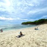 Fitrie Rachmadhina Instagram - Slow morning like these; long walks, slow running, listening to the waves, feed the bird, smile to the universe, & meditate. #nusalembongan