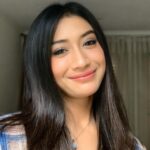 Fitrie Rachmadhina Instagram – Kata dokter kita akan kesemutan kalo duduk terlalu lama.
Jadi gimana kalo kita jalan aja? 🤓 #ngabuburit