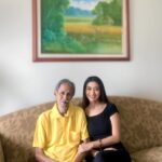Fitrie Rachmadhina Instagram - Happy birthday, paps. Sing penting sehat sehat sehat 🤍. Di banyakin lagi sabarnya 😋😚