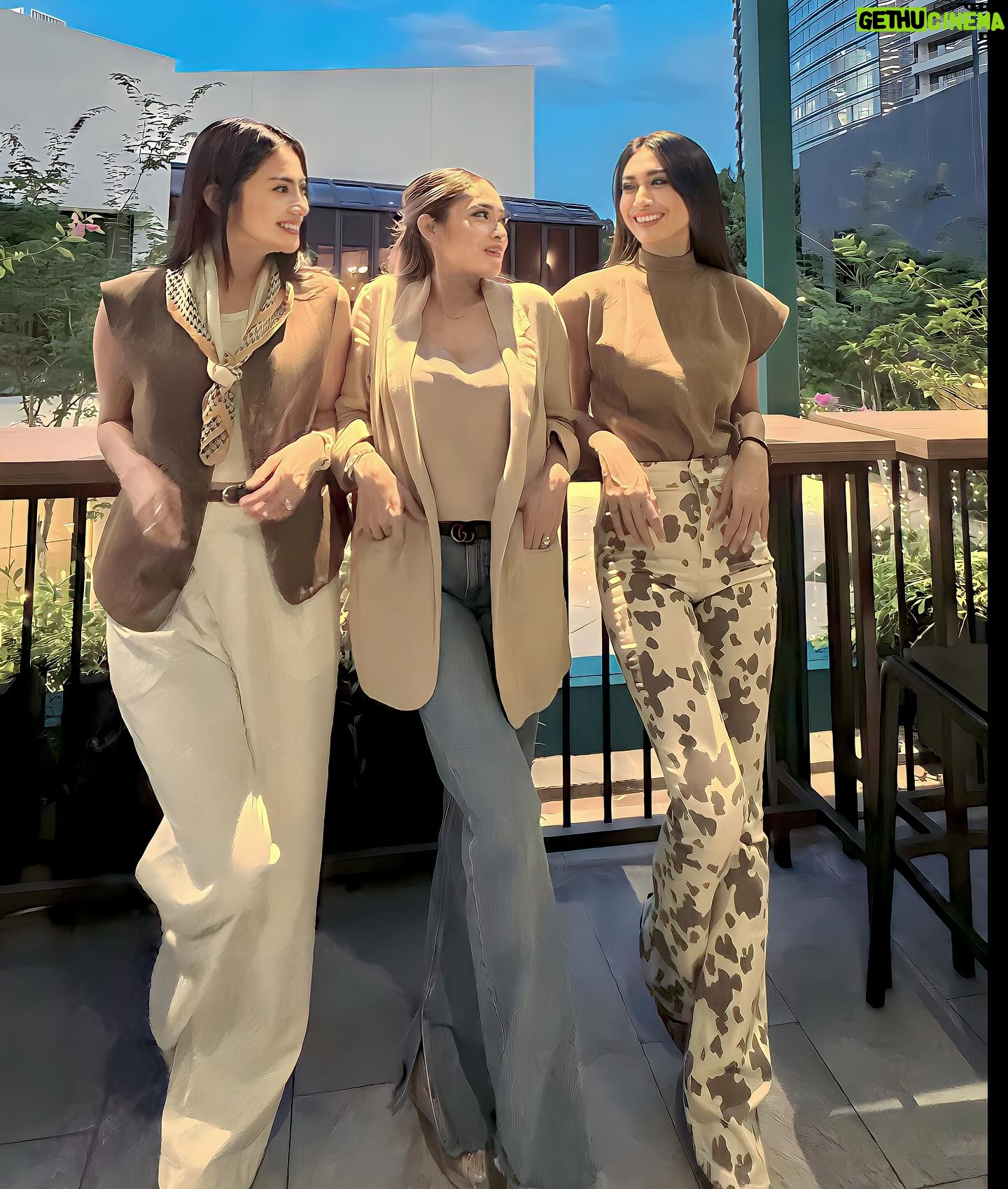 Fitrie Rachmadhina Instagram - Life is what you make it. And when times get tough, your bestfriends are the ones who get you through it. ♥️ #FFR #2decadesoffriendship